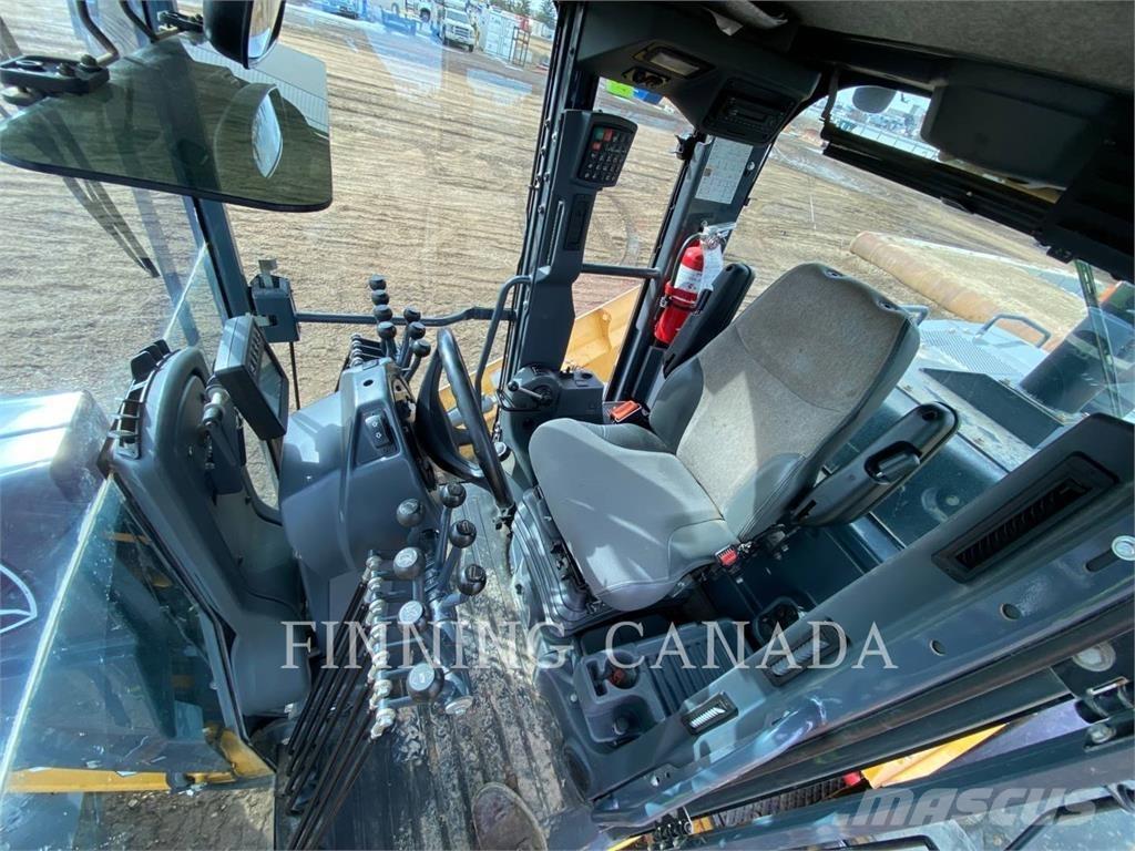 John Deere 870G Greiderid