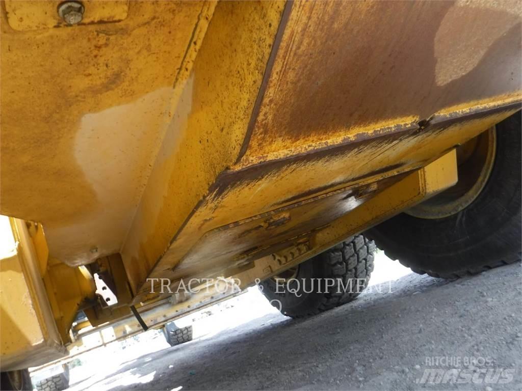 John Deere 872GP Greiderid