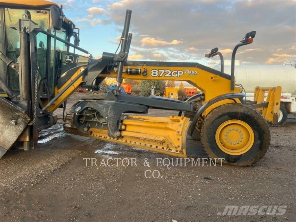 John Deere 872GP Greiderid