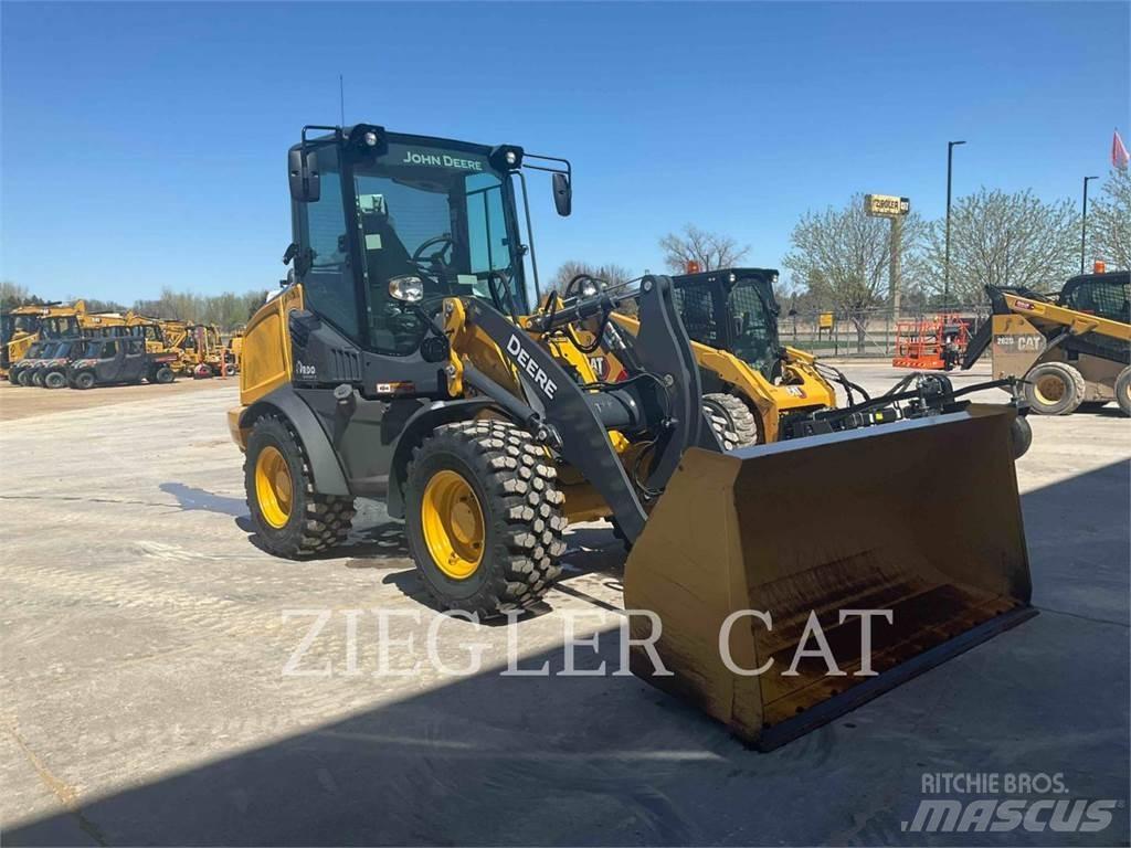John Deere & CO. 244L Rataslaadurid