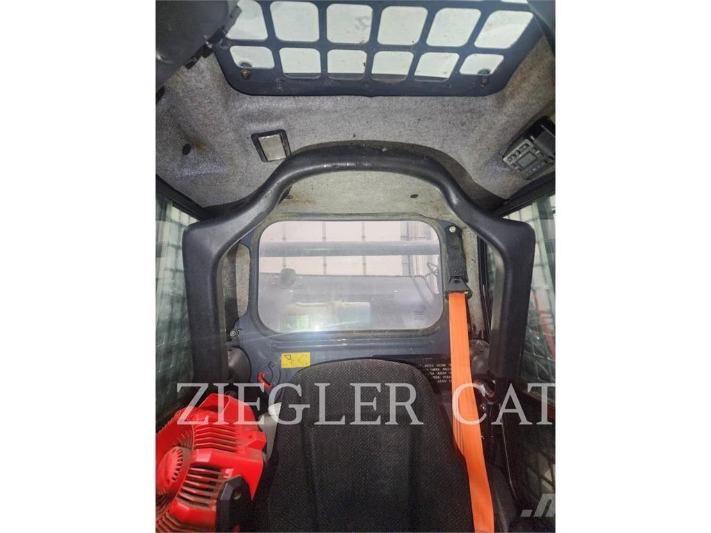 John Deere & CO. 318G Kompaktlaadurid