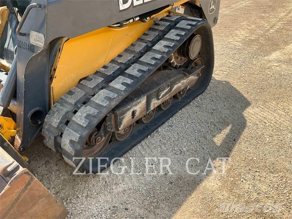 John Deere & CO. 323D Roomiklaadurid