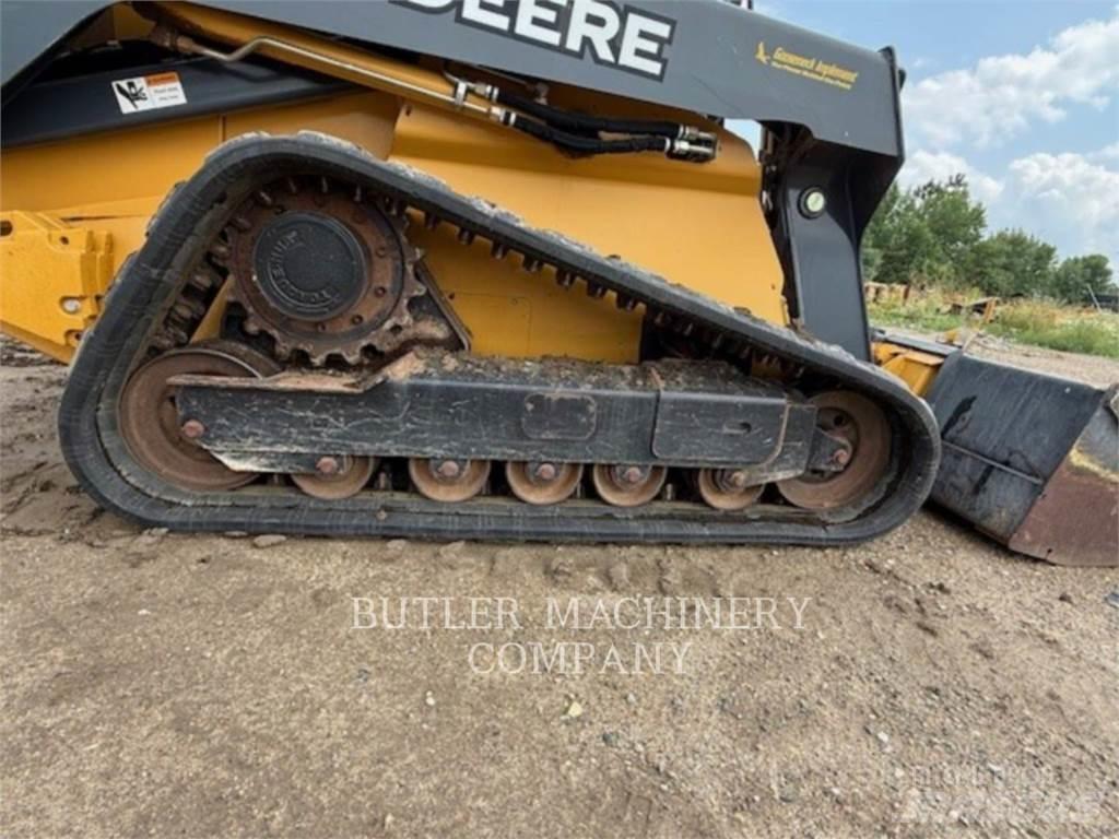 John Deere & CO. 329D Roomiklaadurid