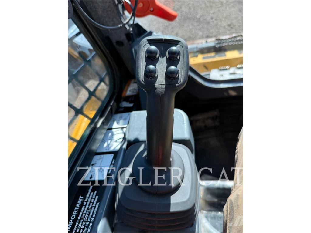 John Deere & CO. 333G Roomiklaadurid