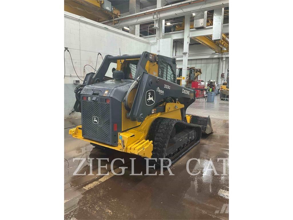 John Deere & CO. 333G Roomiklaadurid