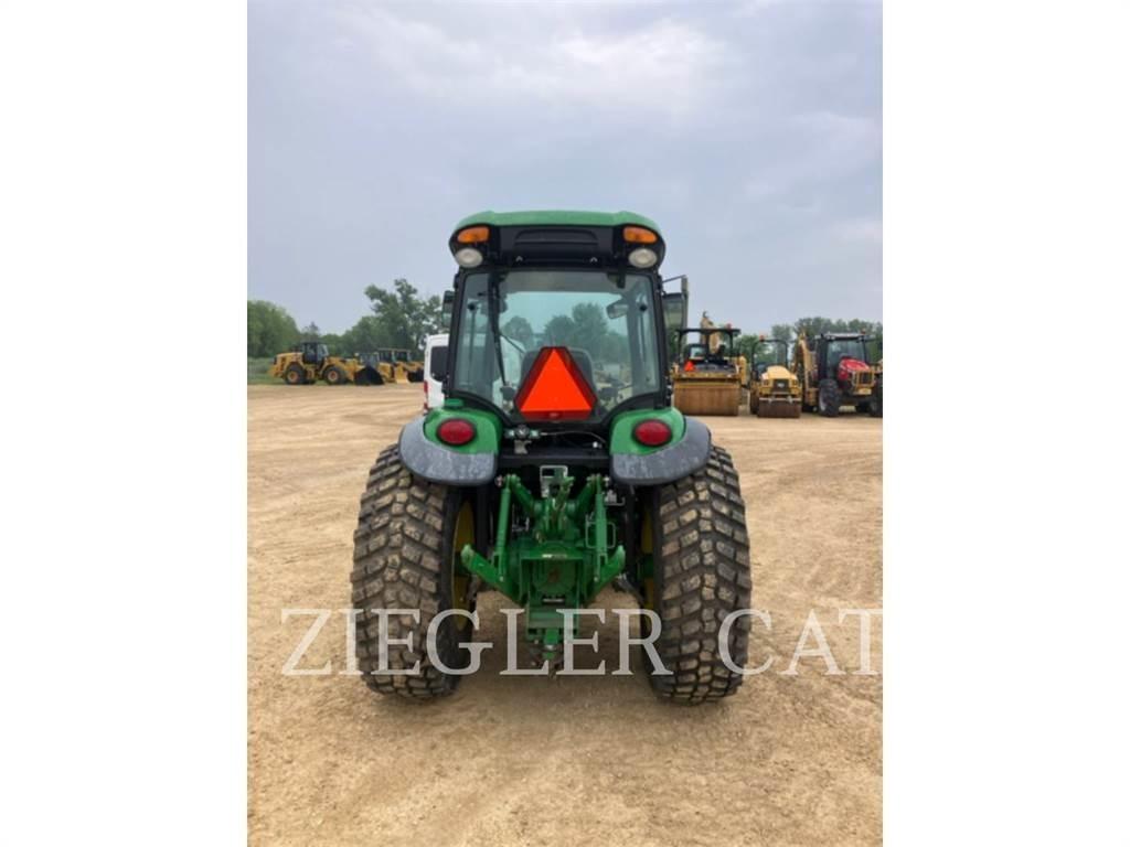 John Deere & CO. 4066R Traktorid