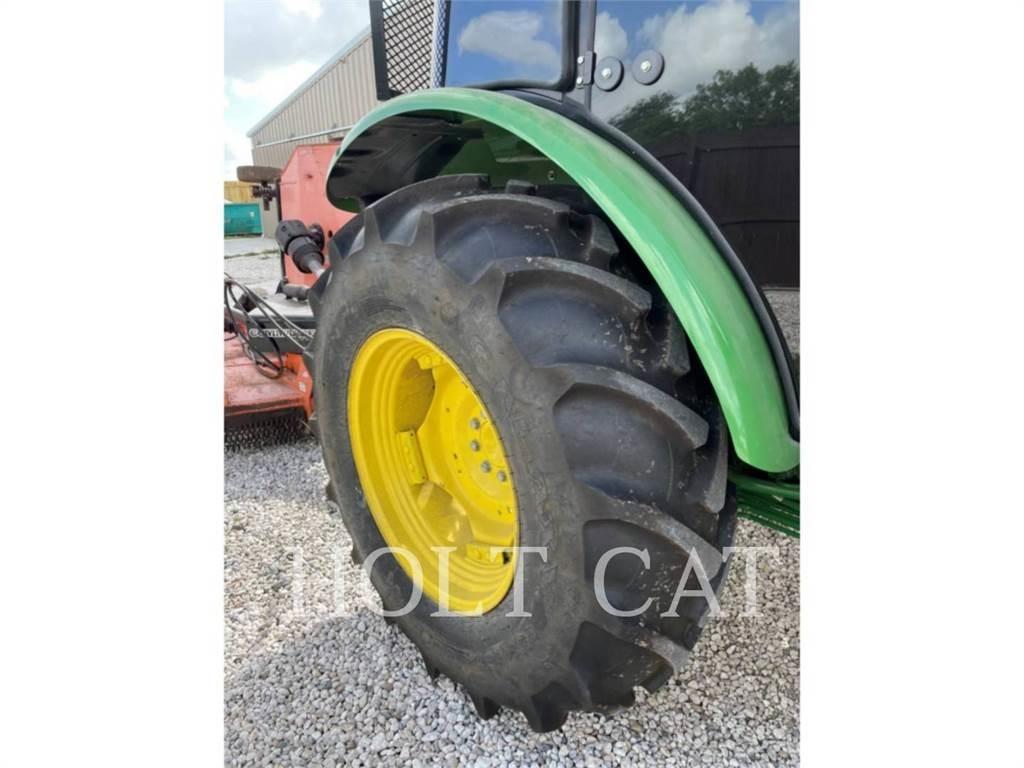 John Deere & CO. 5100E Traktorid