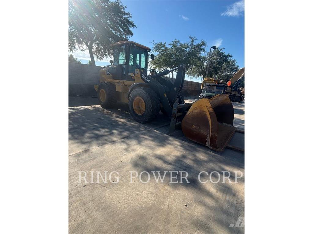 John Deere & CO. 544L Rataslaadurid