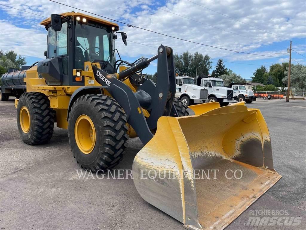 John Deere & CO. 544P Rataslaadurid