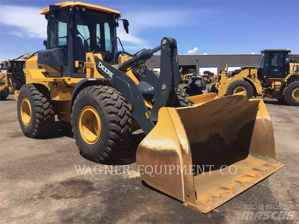 John Deere & CO. 544P Rataslaadurid