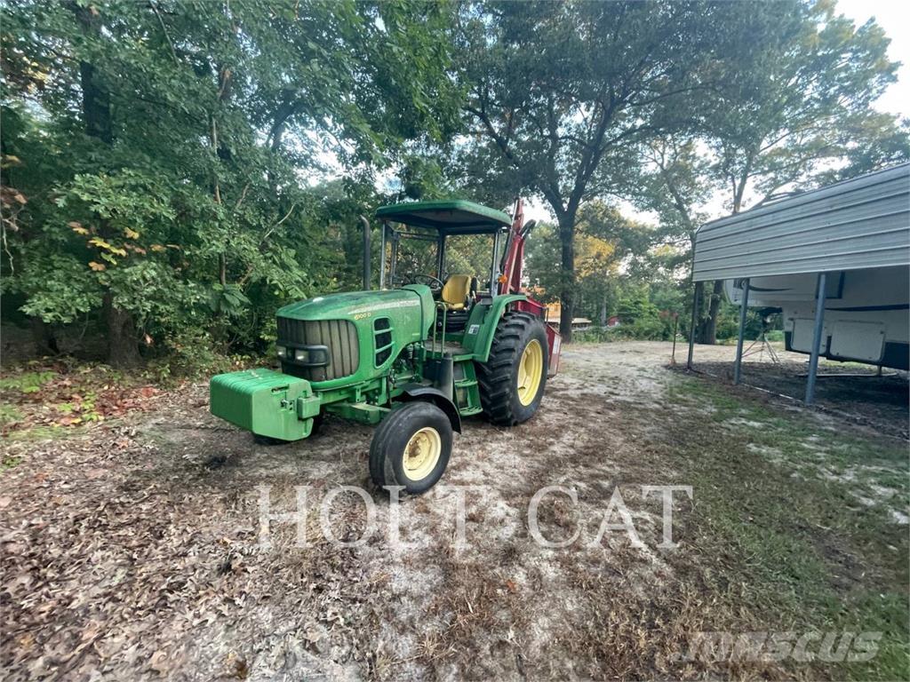 John Deere & CO. 6100D Traktorid