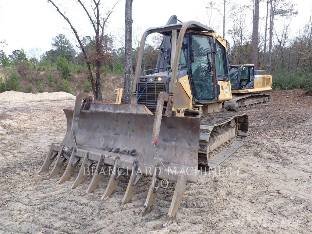 John Deere & CO. 650J LGP Buldooserid