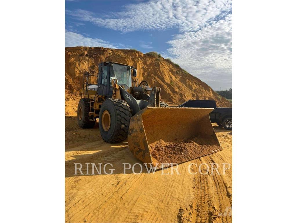 John Deere & CO. 744K Rataslaadurid