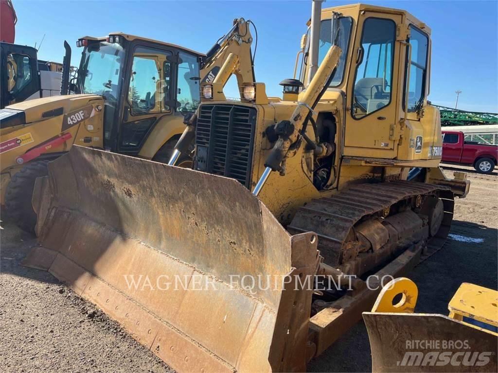John Deere & CO. 750C LT Buldooserid