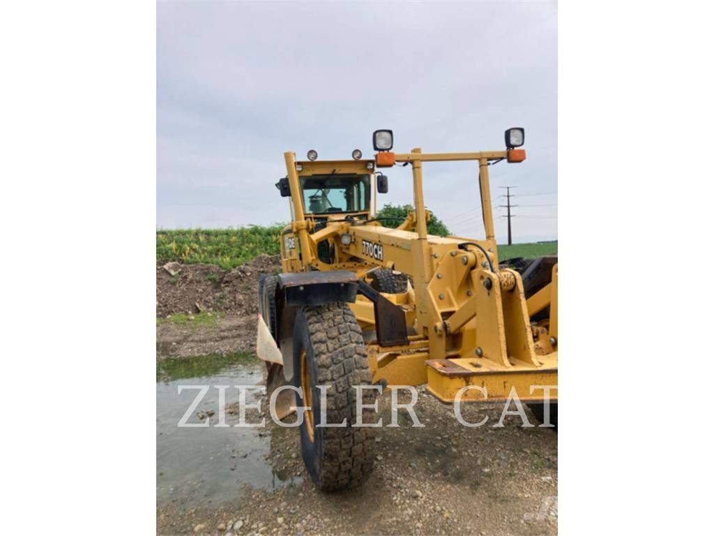 John Deere & CO. 770CH Greiderid