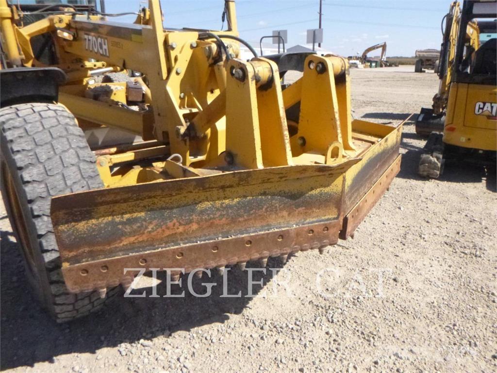John Deere & CO. 770CH Greiderid