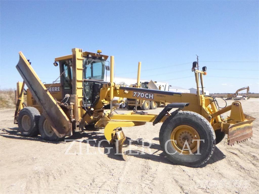 John Deere & CO. 770CH Greiderid