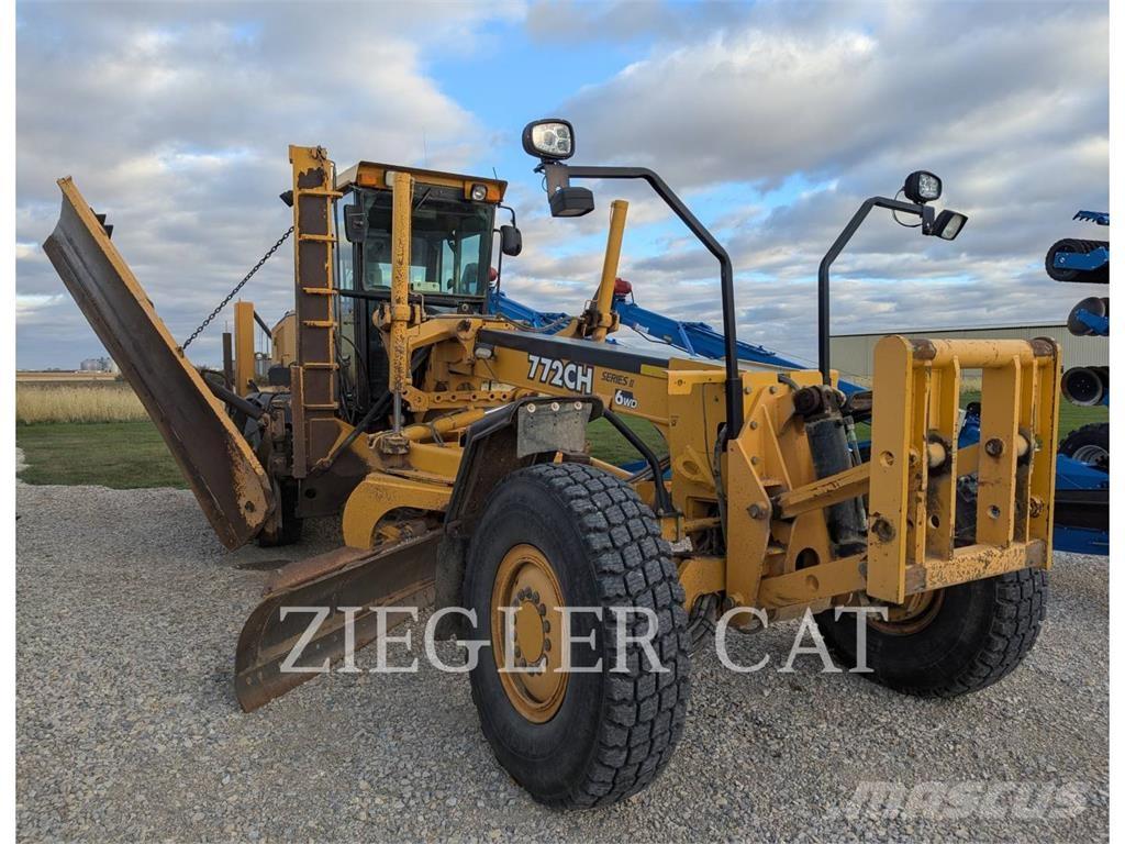 John Deere & CO. 772CH Greiderid