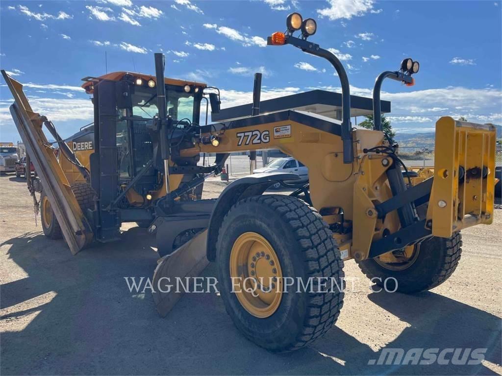 John Deere & CO. 772G AWD Greiderid