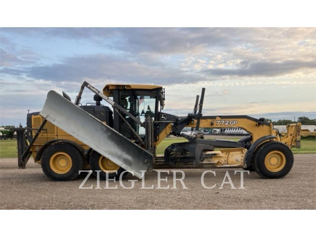John Deere & CO. 772GP Greiderid