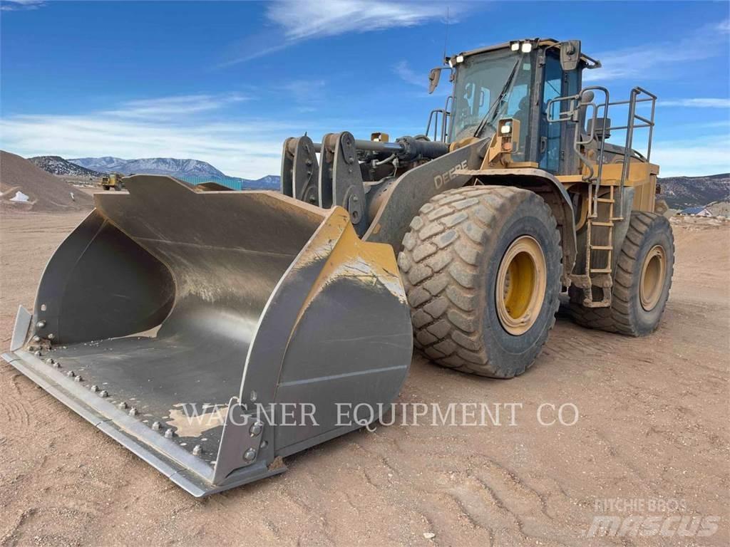 John Deere & CO. 844L Rataslaadurid