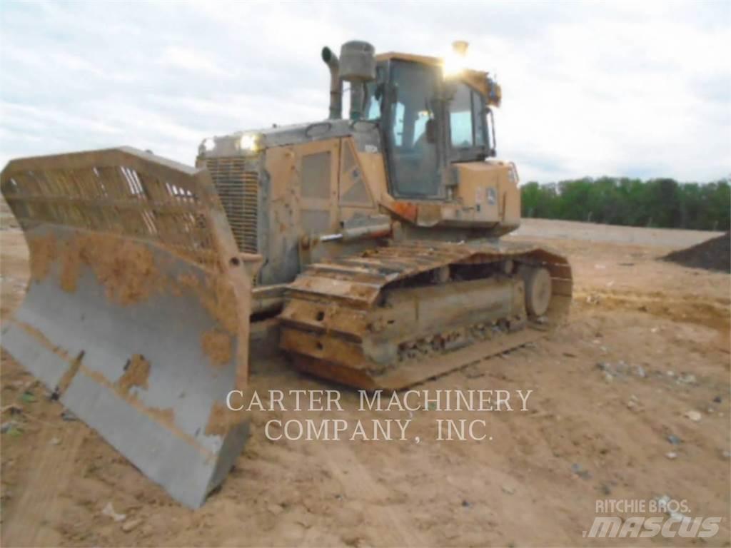 John Deere & CO. 850K Buldooserid