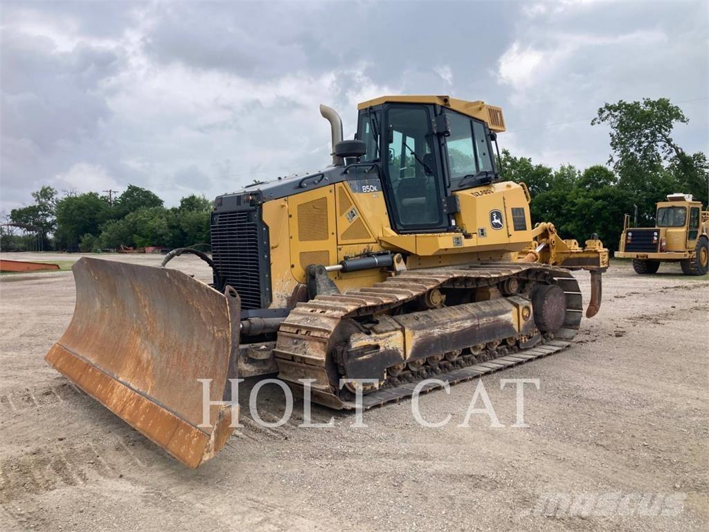 John Deere & CO. 850K WLT Buldooserid