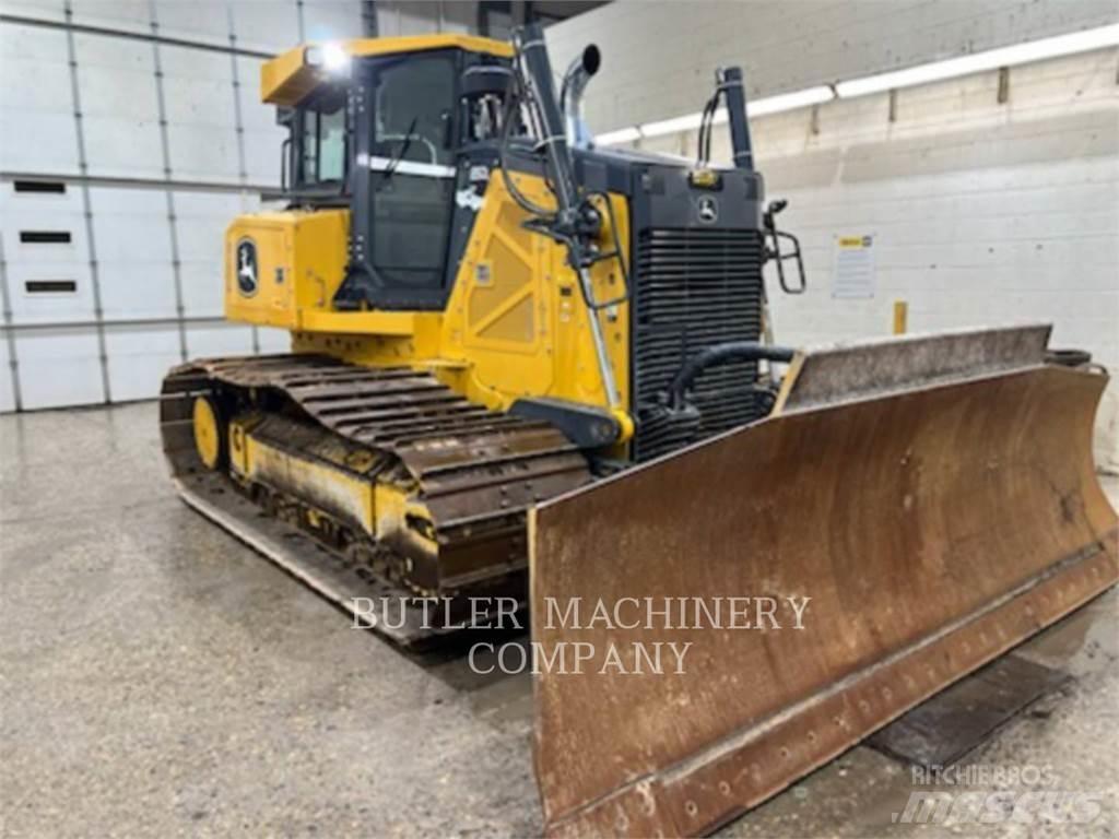 John Deere & CO. 850L LGP Buldooserid