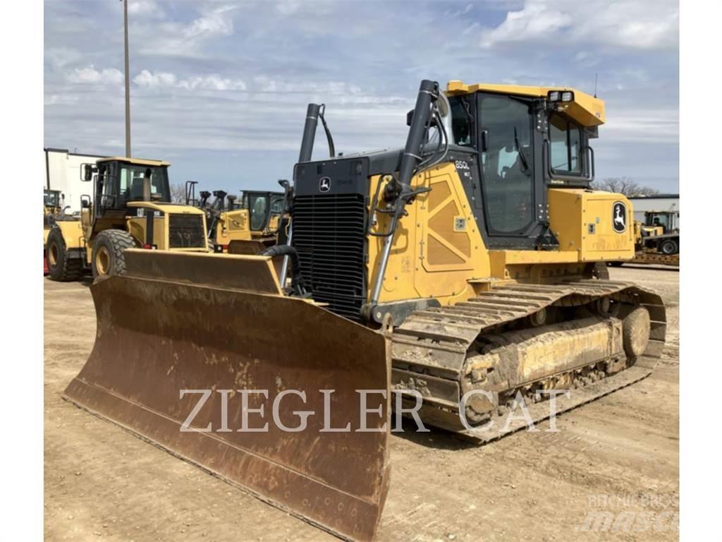 John Deere & CO. 850LWLT Buldooserid