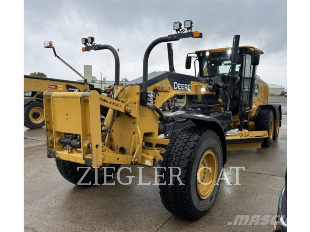 John Deere & CO. 872GP Greiderid