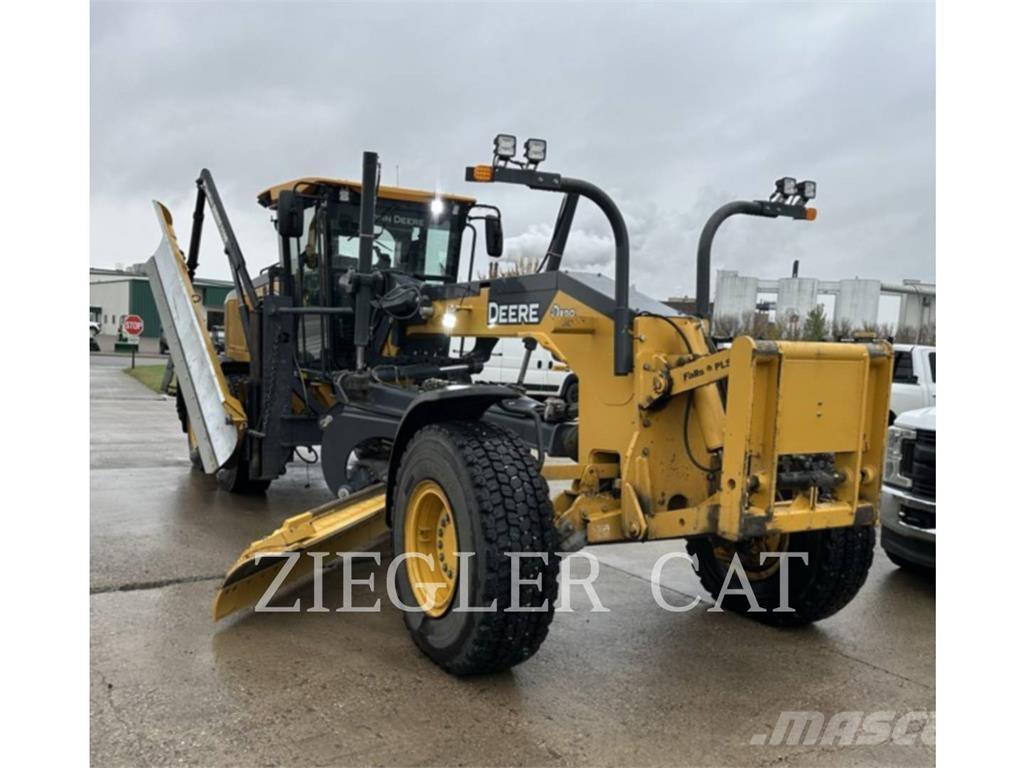 John Deere & CO. 872GP Greiderid