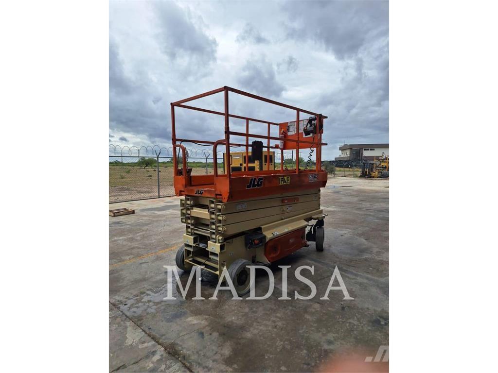 Jungheinrich 3246ES Käärtõstukid