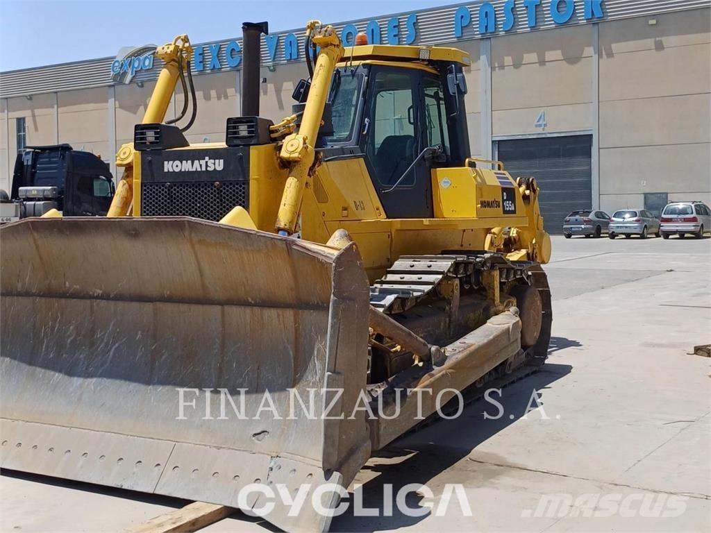 Komatsu D155 Buldooserid