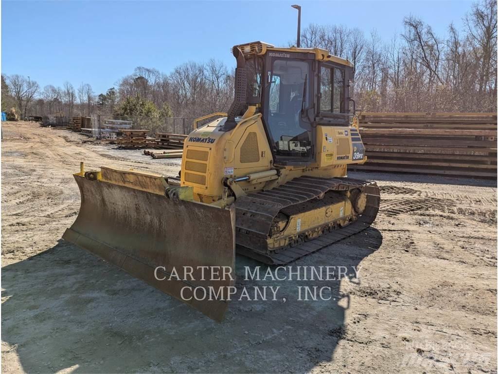 Komatsu D39PX-24 Buldooserid