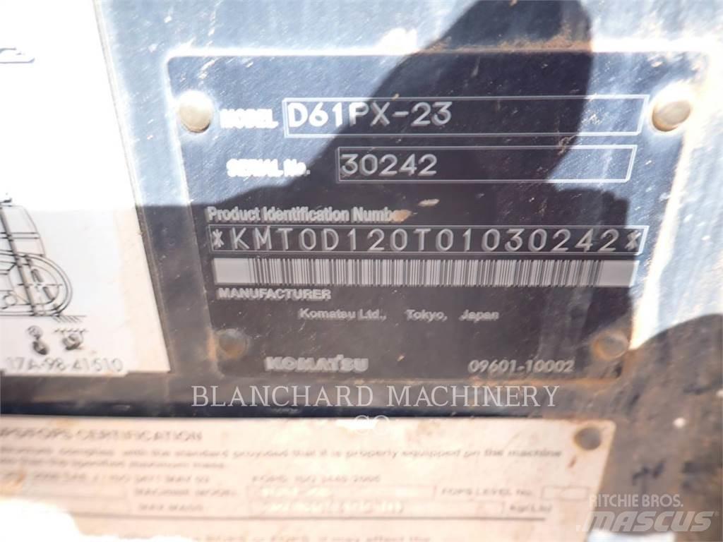 Komatsu D61PX-23 Buldooserid