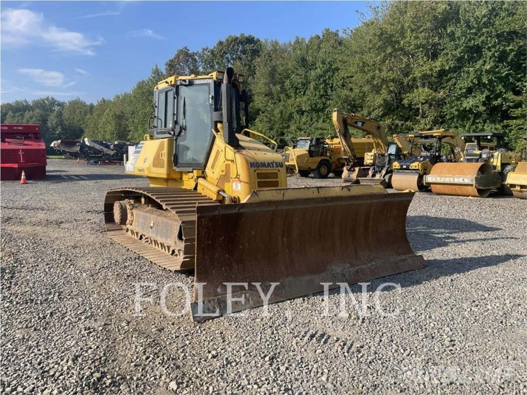 Komatsu D61PX1-23 Buldooserid