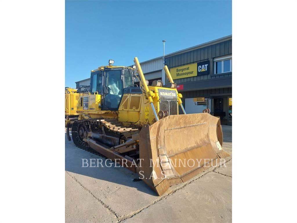 Komatsu D65 Buldooserid