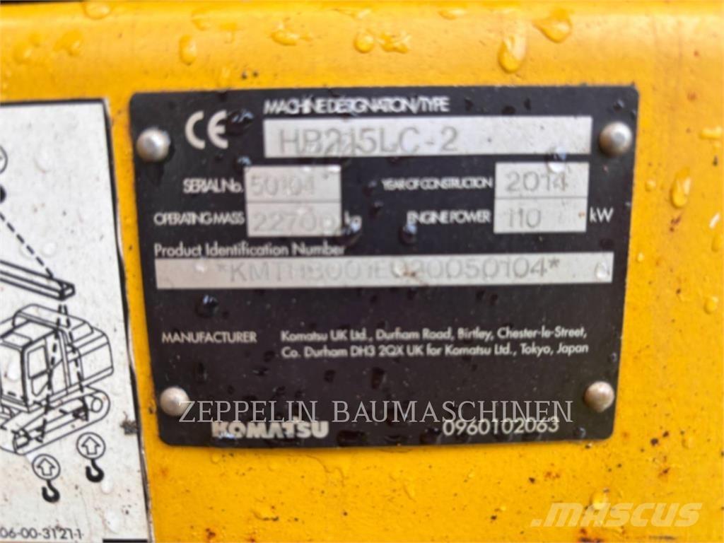 Komatsu HB215LC-2 Roomikekskavaatorid