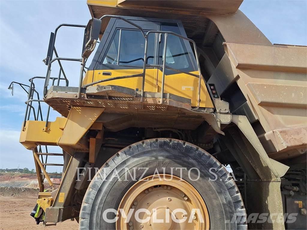 Komatsu HD785-7 Liigendraamiga pinnaseveokid