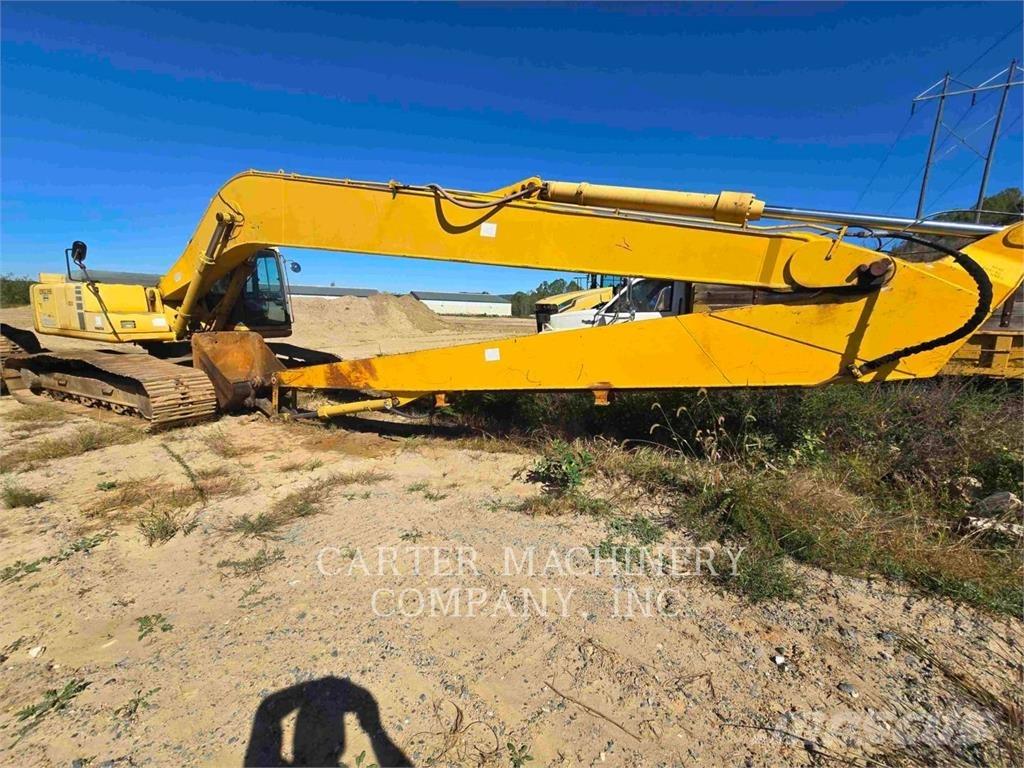 Komatsu PC220LC Roomikekskavaatorid