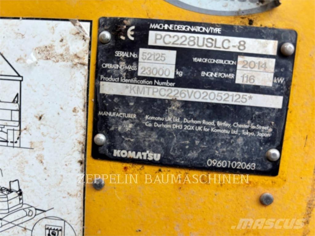 Komatsu PC228 Roomikekskavaatorid