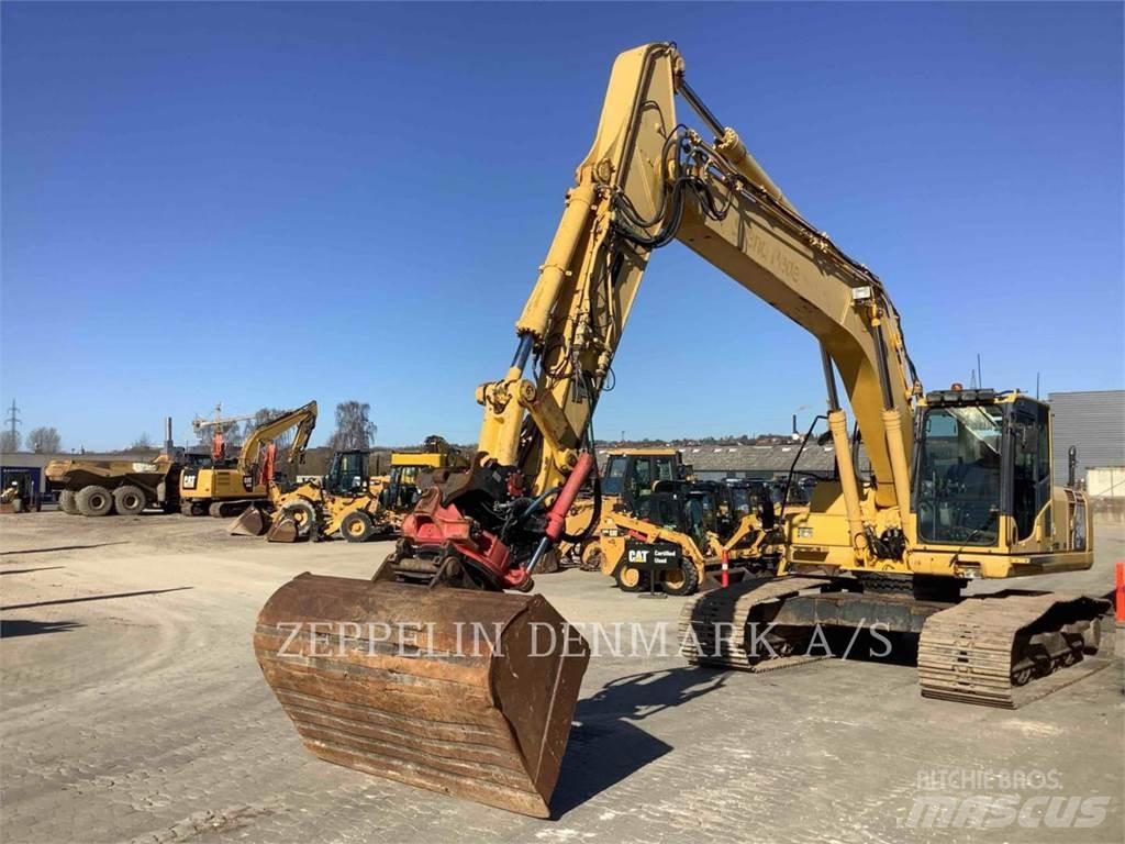 Komatsu PC240 Roomikekskavaatorid