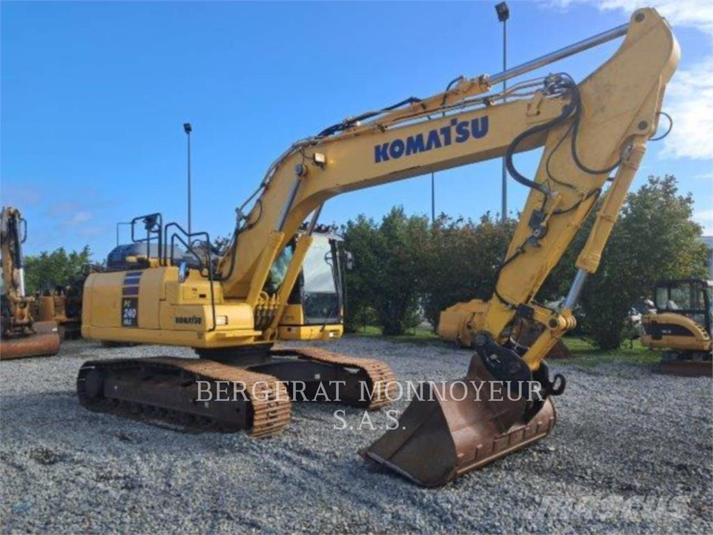 Komatsu PC240LC7 Roomikekskavaatorid