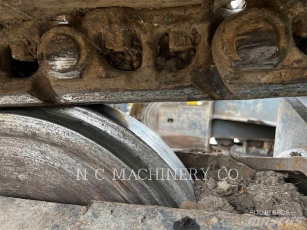 Komatsu PC290LC-10 Roomikekskavaatorid