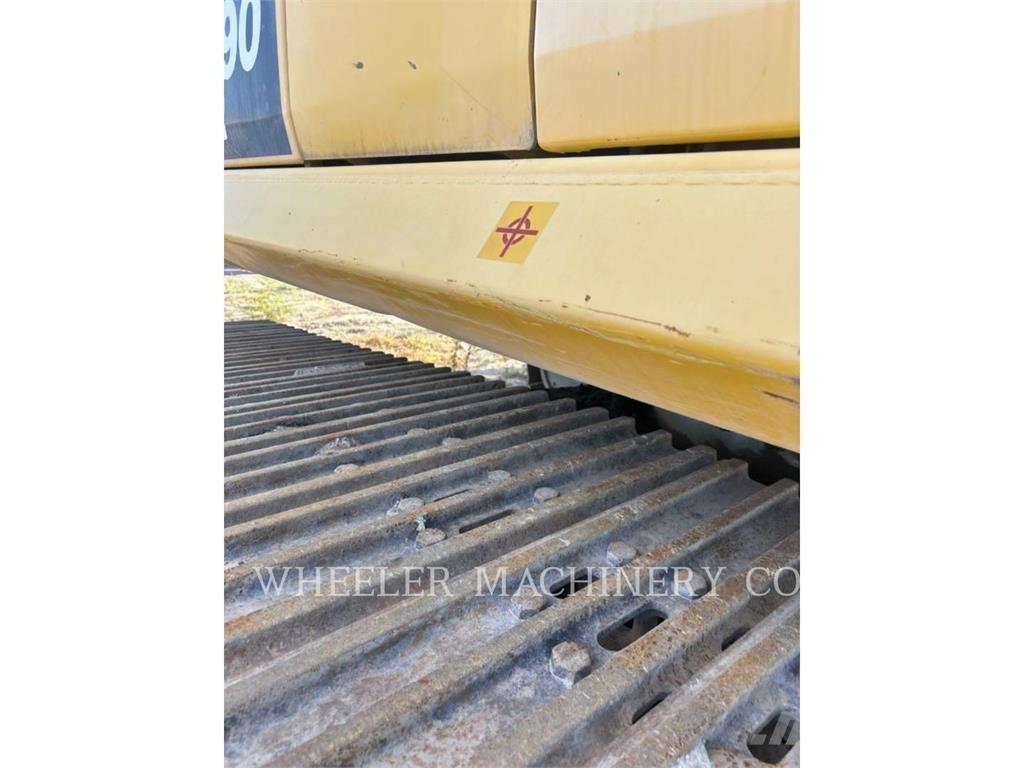 Komatsu PC290LC-11 Roomikekskavaatorid
