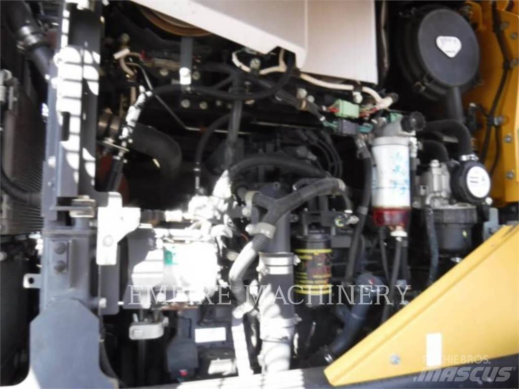Komatsu WA270-8 Rataslaadurid
