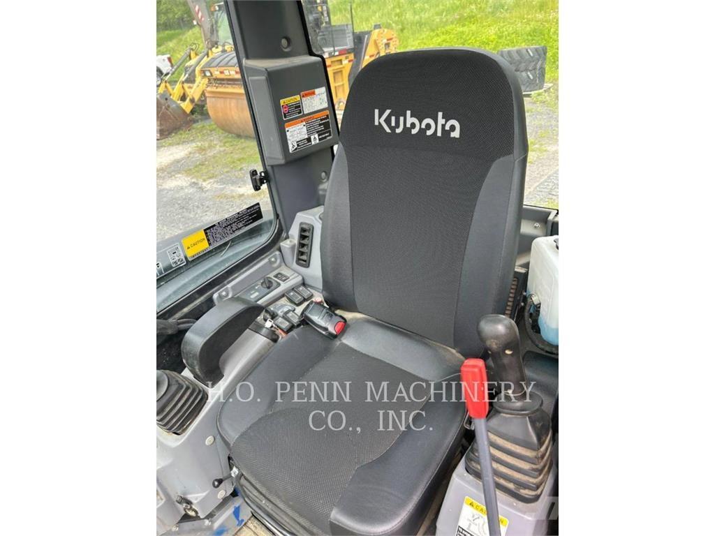 Kubota KX040 Roomikekskavaatorid