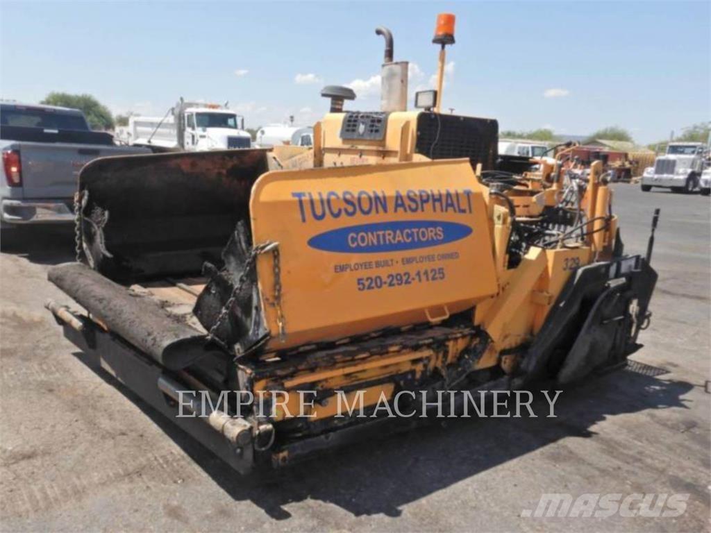LeeBoy L8500B Asfaldilaoturid