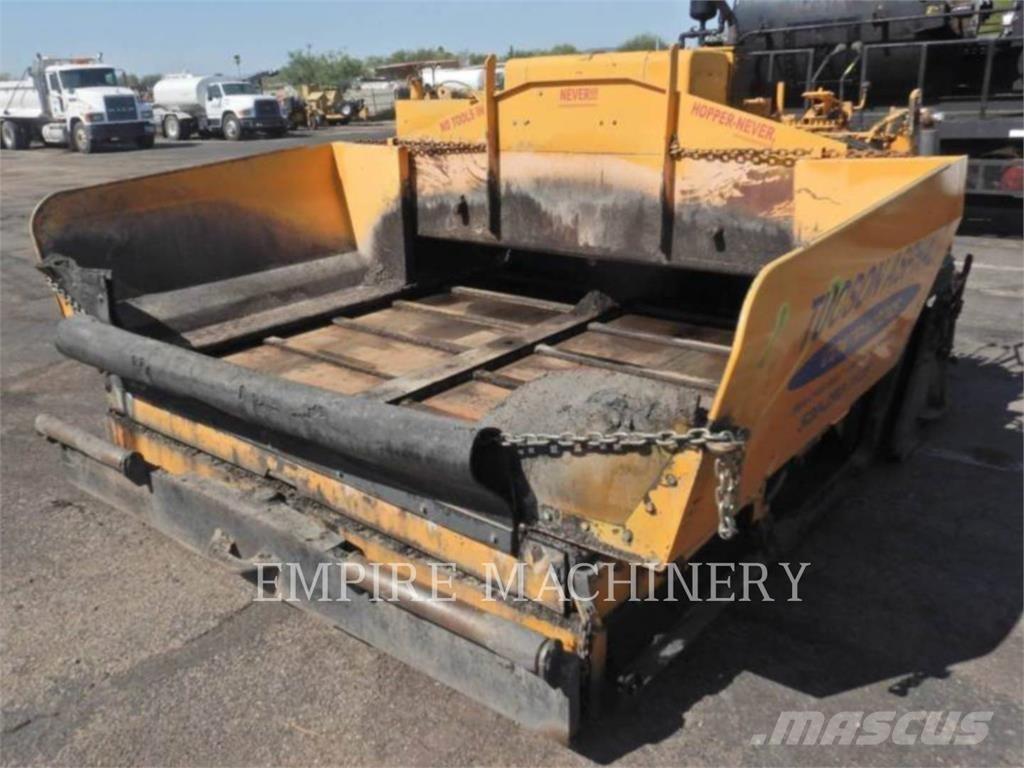 LeeBoy L8500T Asfaldilaoturid