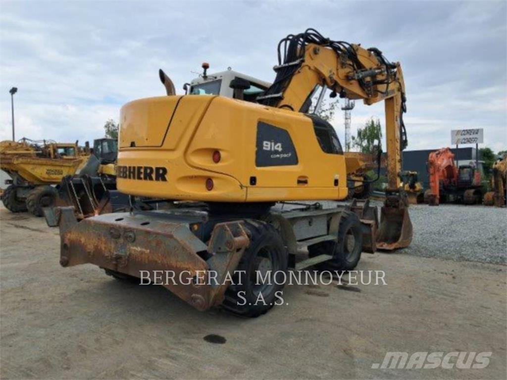 Liebherr A914 Ratasekskavaatorid